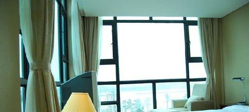 Polka Hotel Wuhu Bagian luar foto